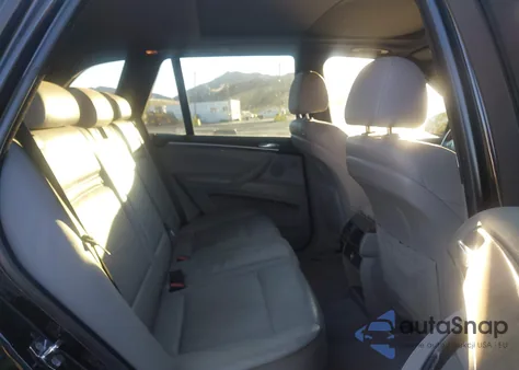 2007 BMW X5 4.8I z USA, uszkodzony, nr VIN 5UXFE83567LZ43597